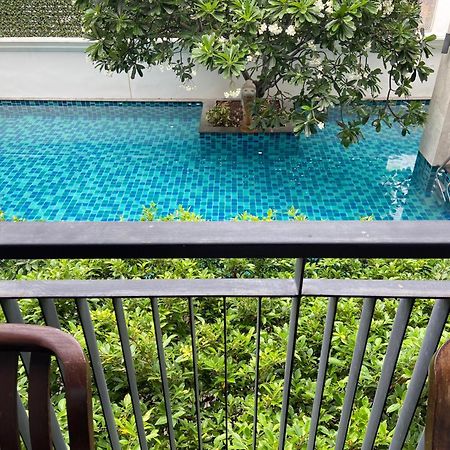 Yotaka Bangkok Hotel Exterior photo