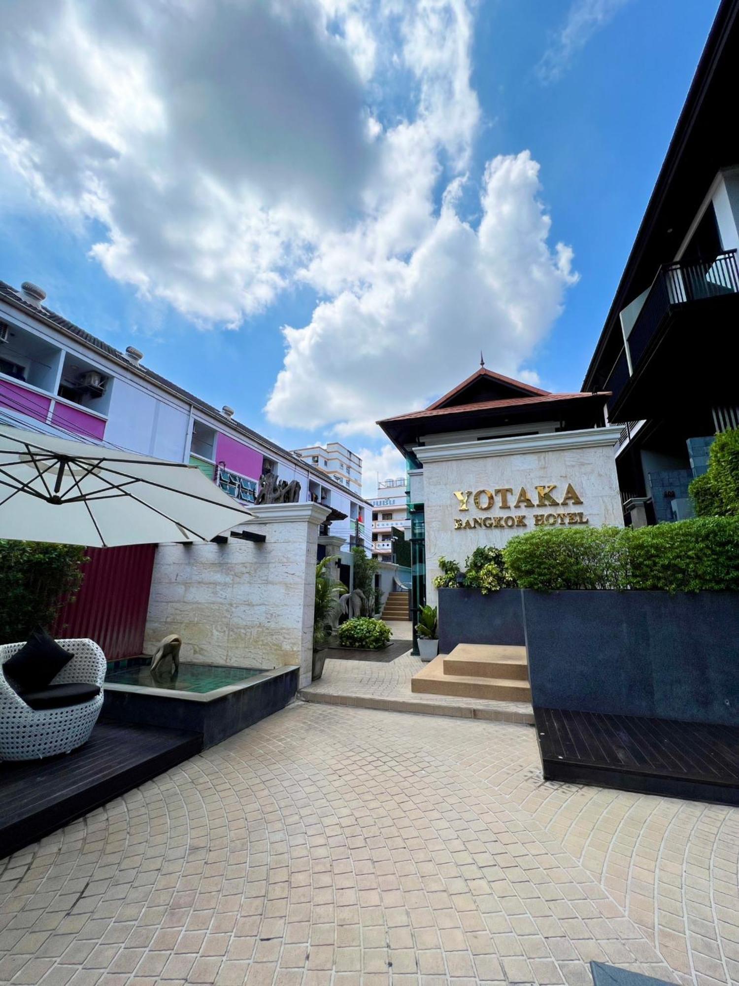 Yotaka Bangkok Hotel Exterior photo