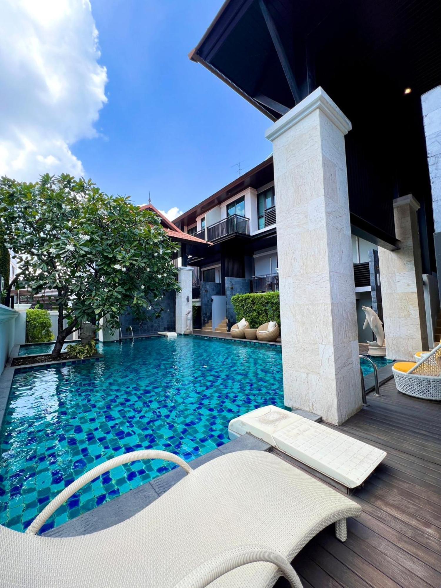 Yotaka Bangkok Hotel Exterior photo