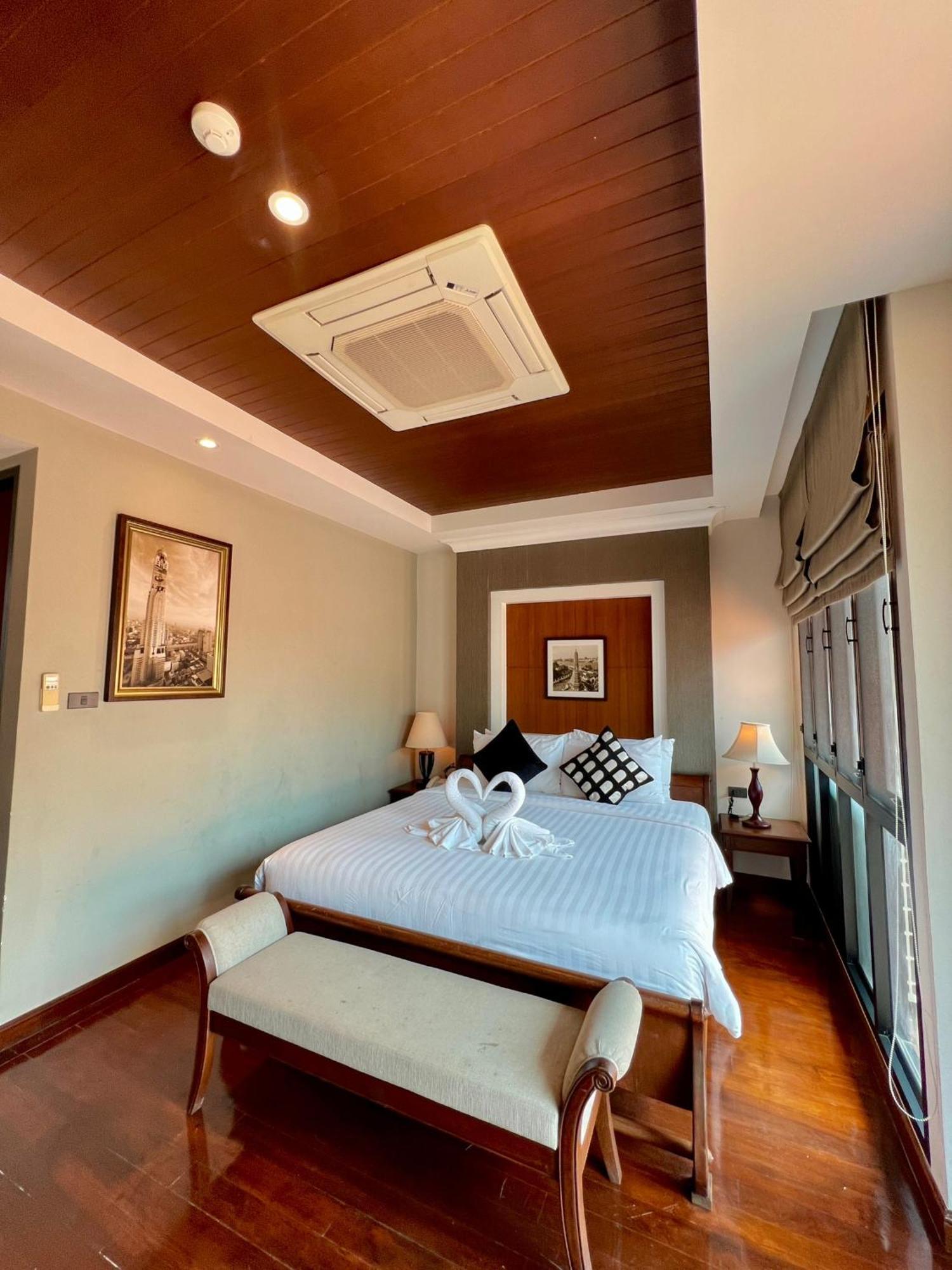 Yotaka Bangkok Hotel Exterior photo